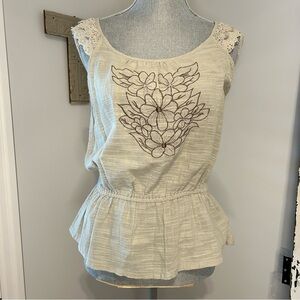 MINE Sleeveless Cotton Crochet Embroidered Tank Top Peplum Bohemian Size M
